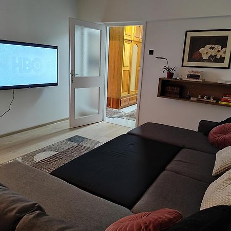 Spacious And Modern Apartment In Town Center Konjic Kültér fotó