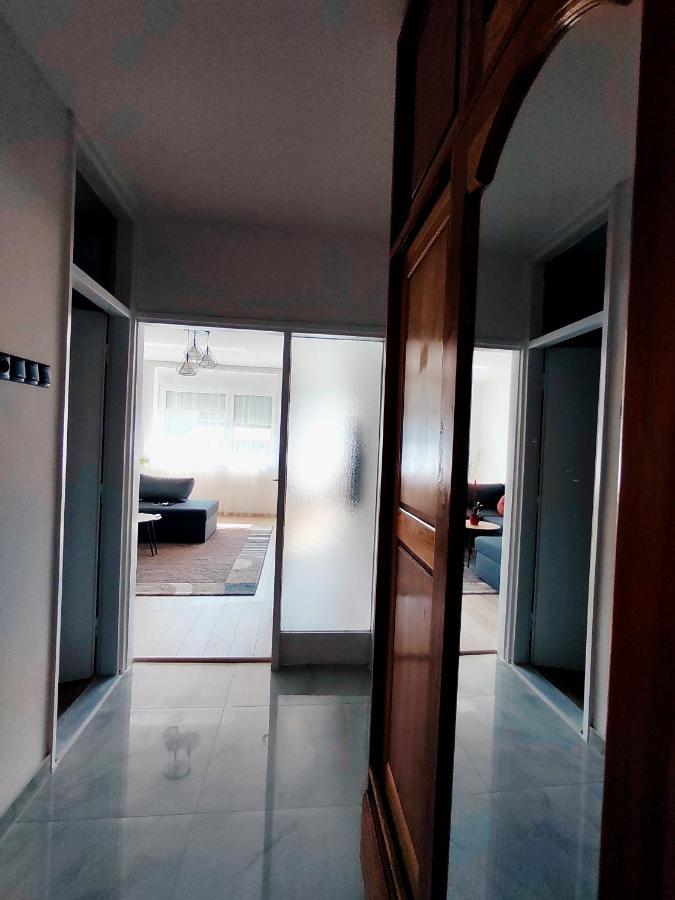 Spacious And Modern Apartment In Town Center Konjic Kültér fotó