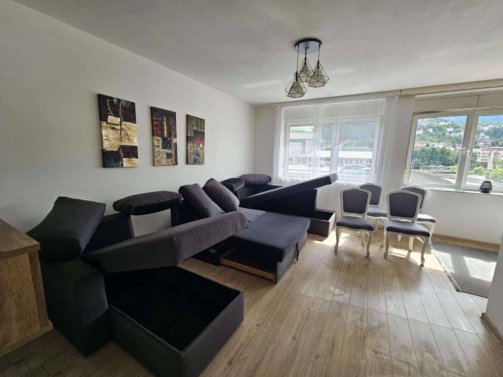 Spacious And Modern Apartment In Town Center Konjic Kültér fotó
